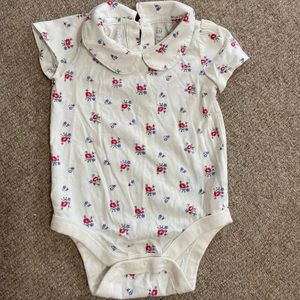 Peter Pan collared gap onesie